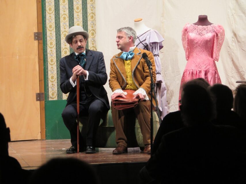 “The Tailor for Ladies” at Teatro Enzina Conte