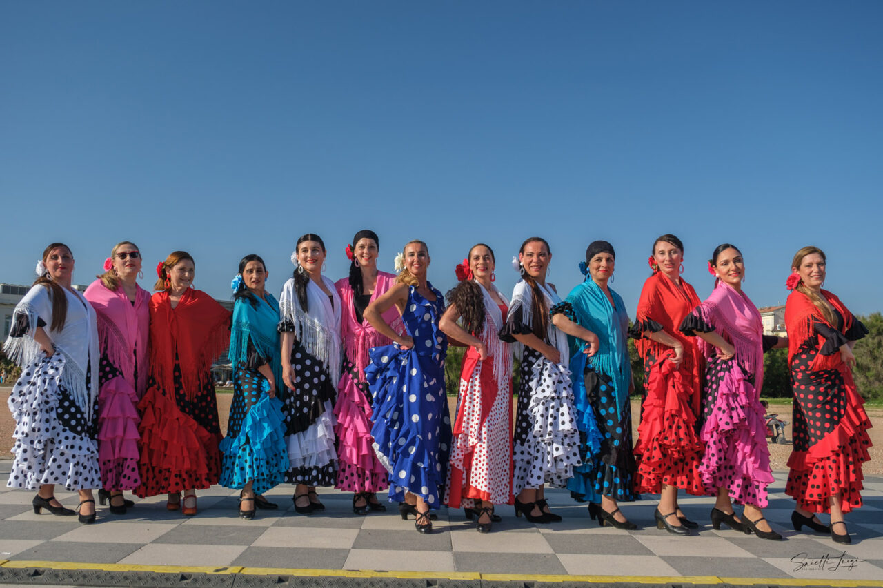 From Ida Y Vuelta – Flamenco of Polka Dots