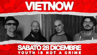 I Vietnow sul palco del The Cage