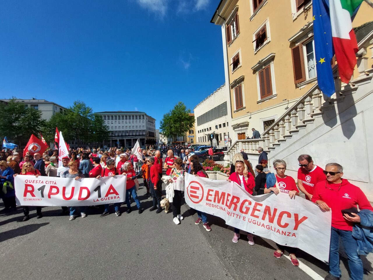 A Pasqua torna la Colomba di Pace di EMERGENCY: dove trovarla a Livorno e dintorni